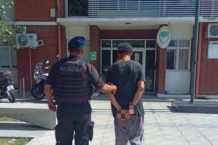 La persona aprehendida fue trasladada a la Comisaría 12da.