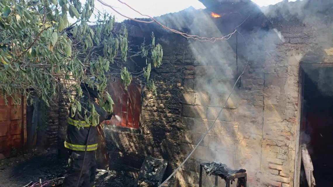 Una vivienda fue afectada por un incendio en el noroeste de la ciudad.