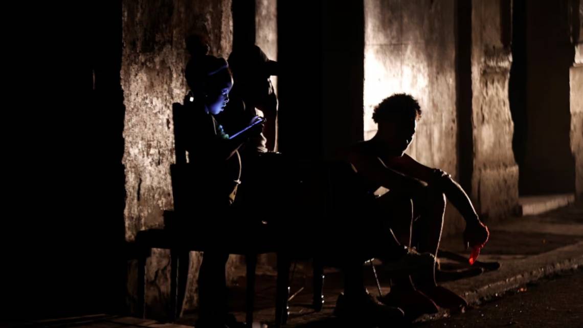 En los últimos días se produjo el apagón más extenso del que se tenga recuerdo. (Foto: EFE)