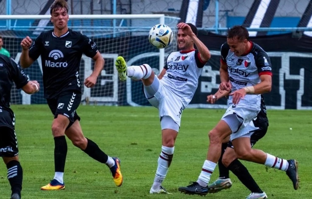 Colón empató con Central Norte en un partido sin goles en Salta. (Crédito: El Litoral)