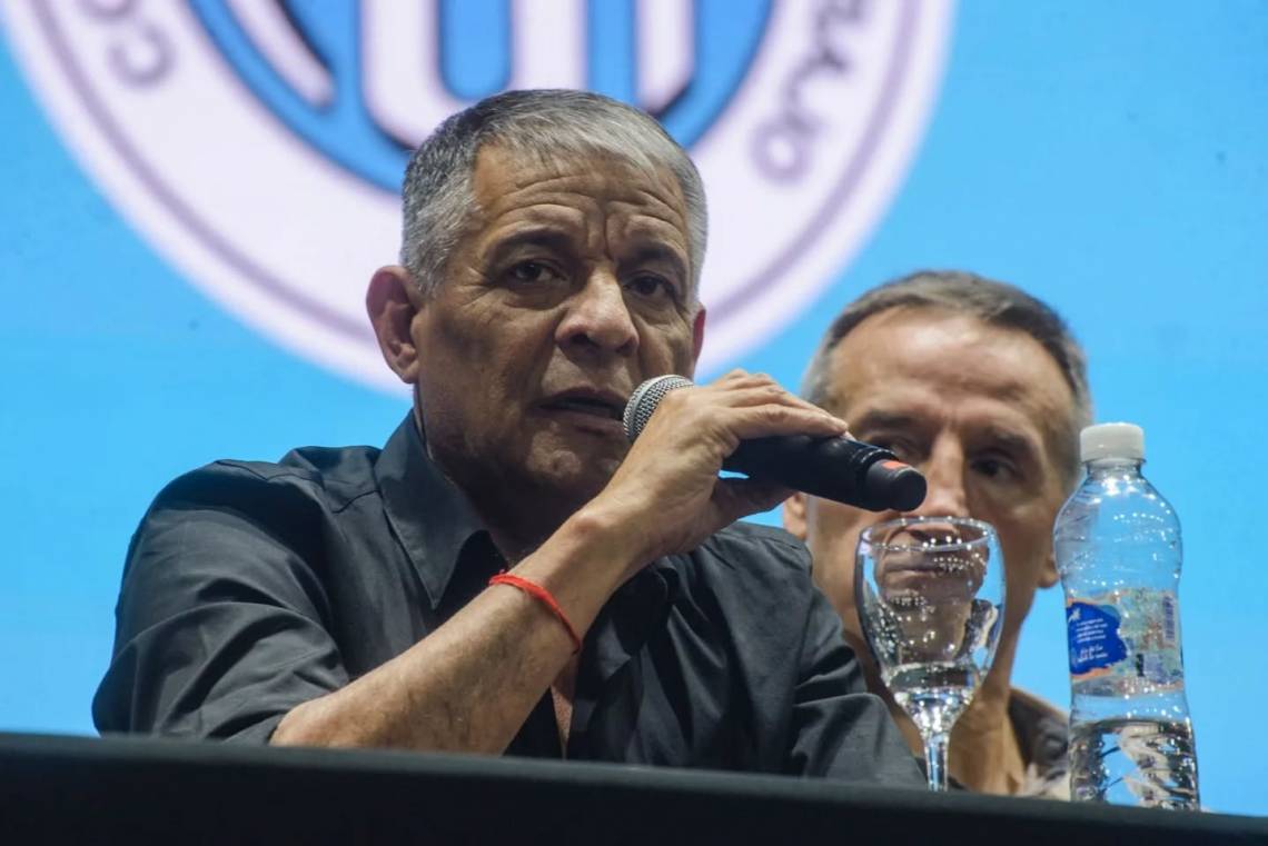 Octavio Argüello, uno de los integrantes del triunvirato que lidera la central obrera. 