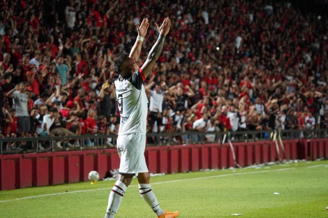 Colón quiere volver a sumar de a tres como local. (Foto: El Litoral)