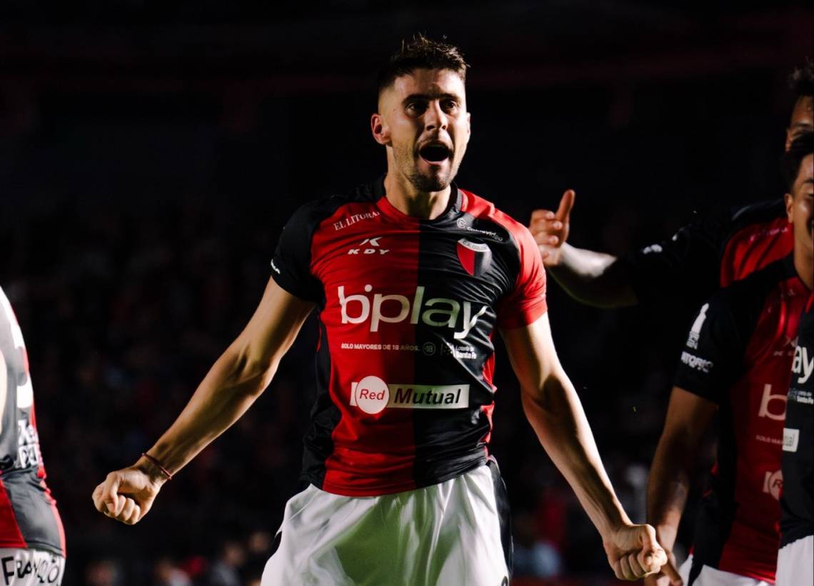 Ignacio Antonio marcó dos goles para la victoria de Colón sobre San Miguel. (Foto: Prensa Colón)
