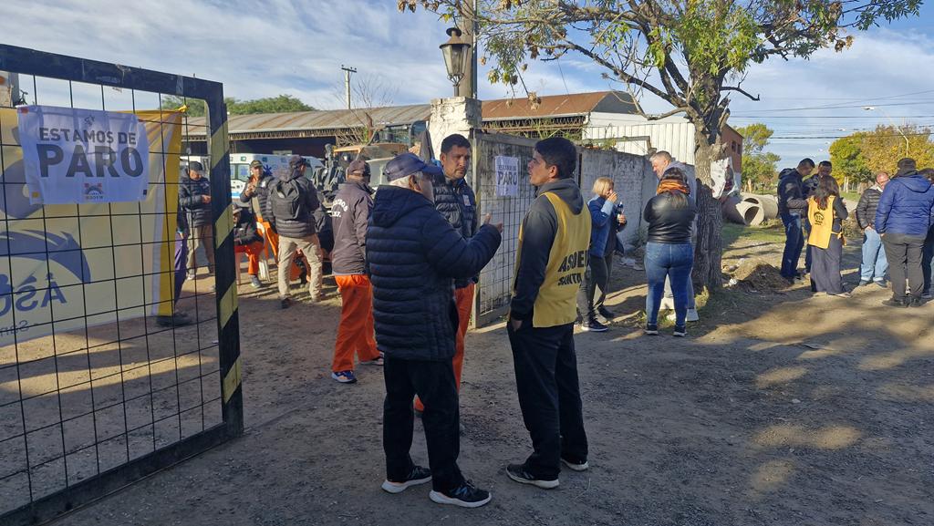 Conflicto en Sauce Viejo: ASOEM profundiza el reclamo y crece la tensión con el Municipio