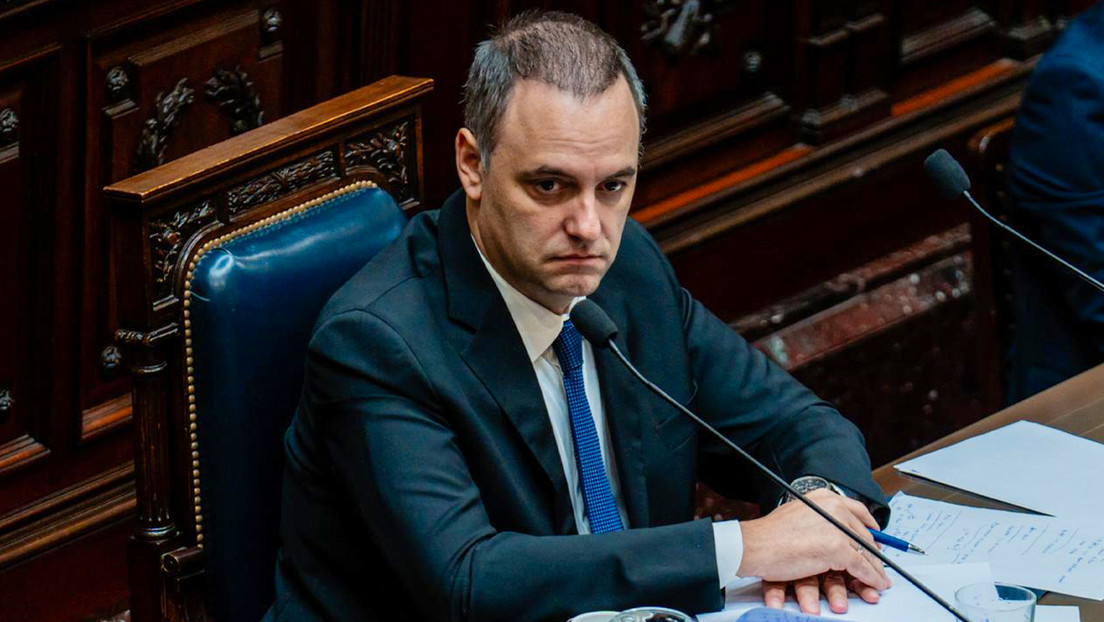 La investigación contra Manuel Adorni sumó reportes sobre operaciones con criptomonedas. (Crédito:  LA NACION / Legion-Media)