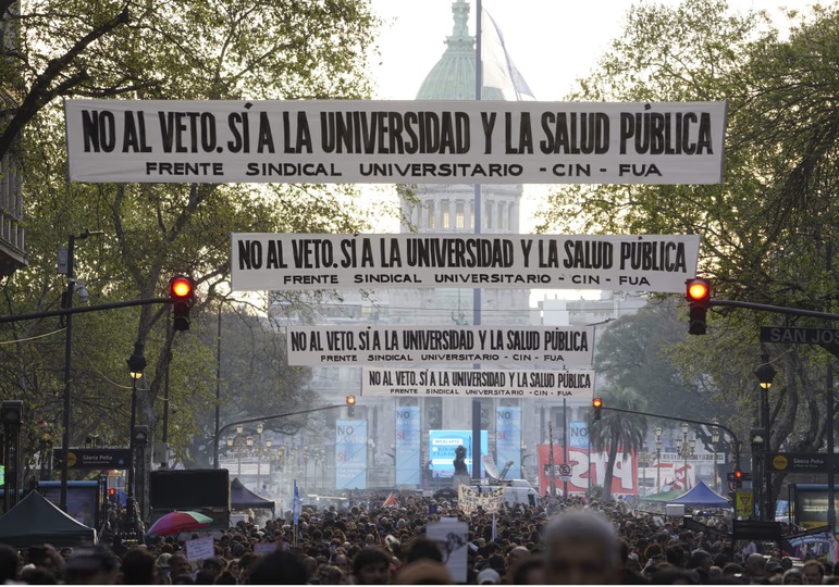 Por cuarta vez, se espera para este martes una marcha federal universitaria con réplicas en todo el país.