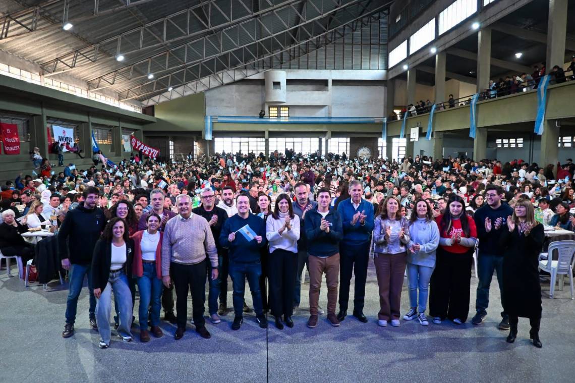 Con un encuentro multitudinario, el socialismo santafesino ratificó su unidad y proyectó los desafíos políticos que vienen