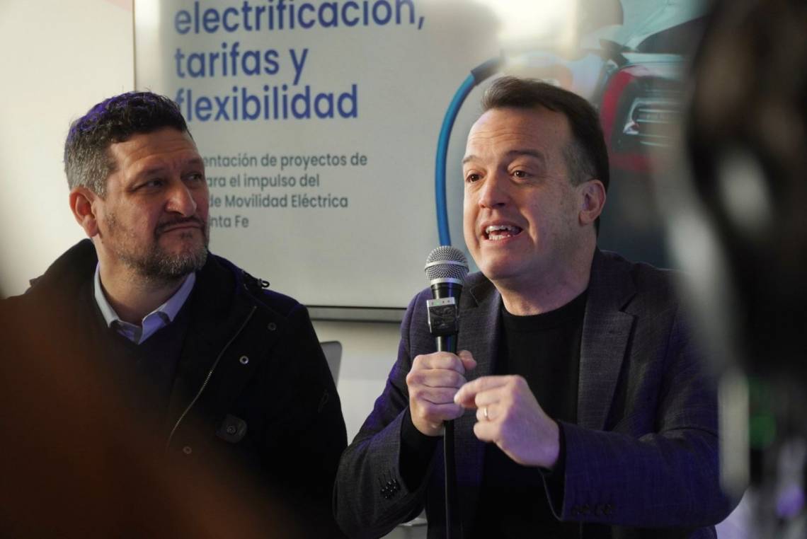 Joaquín Blanco anunció dos proyectos orientados a apuntalar y acompañar el crecimiento de la movilidad eléctrica en Santa Fe.