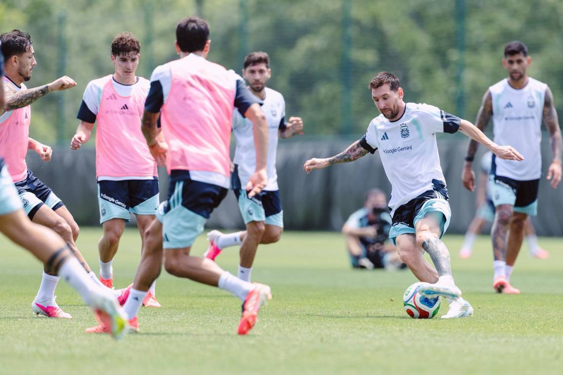 La Scaloneta pone primera en el Mundial: Argentina enfrenta a Argelia en Kansas City