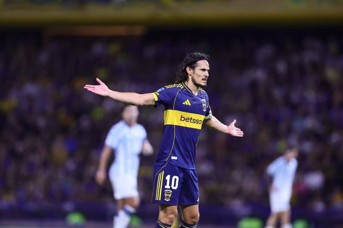 Cavani se despide de Boca tras tres años de altibajos y sin vueltas olímpicas.