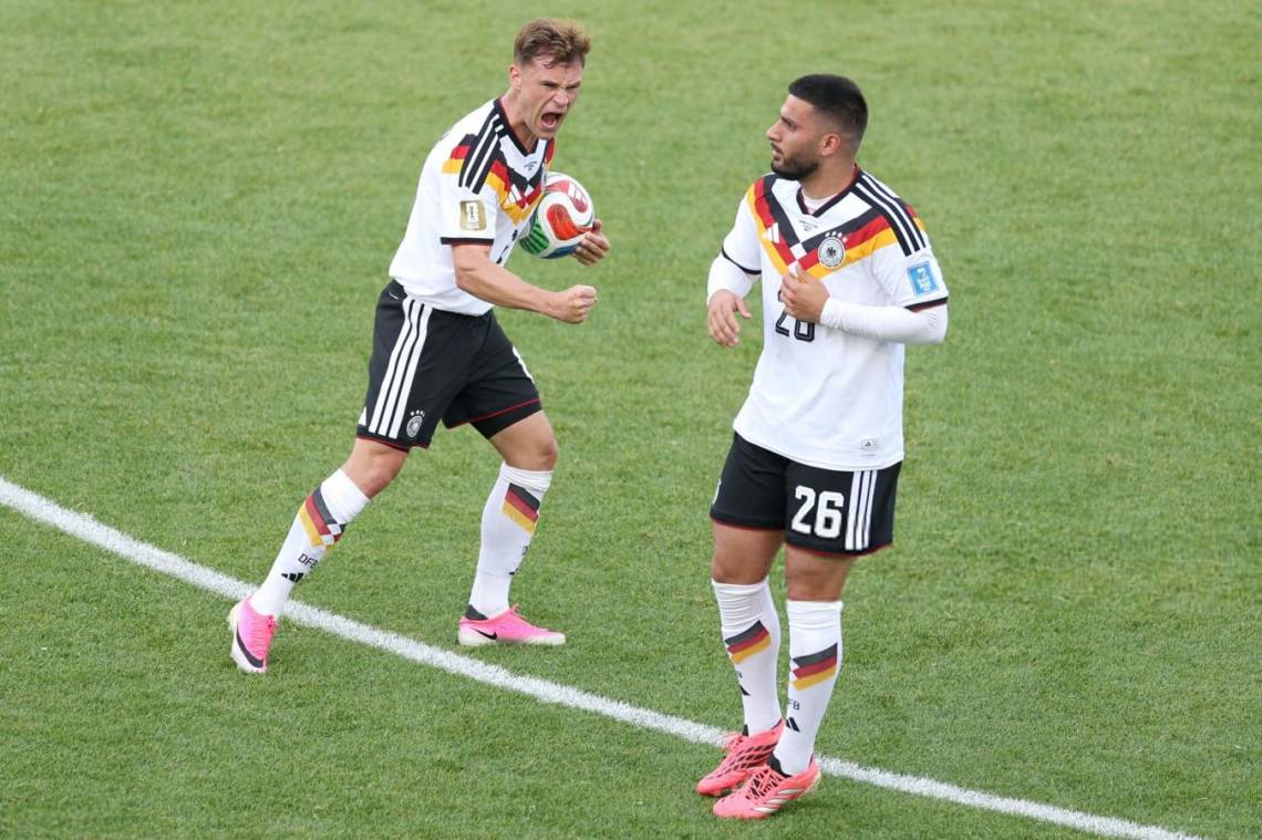 Alemania venció a Costa de Marfil en el final y aseguró su lugar en la próxima ronda.