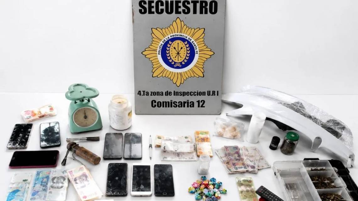 Investigación por amenazas derivó en múltiples detenciones y secuestros en Sauce Viejo.