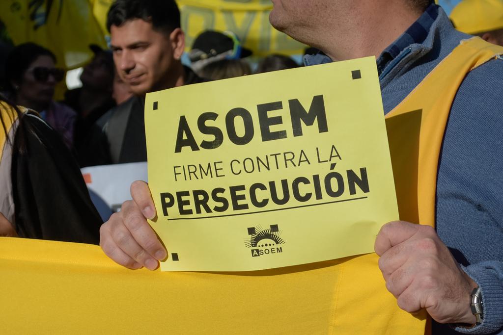 El conflicto en Sauce Viejo se agrava: ASOEM anunció que volverá a las calles tras nuevos descuentos salariales.