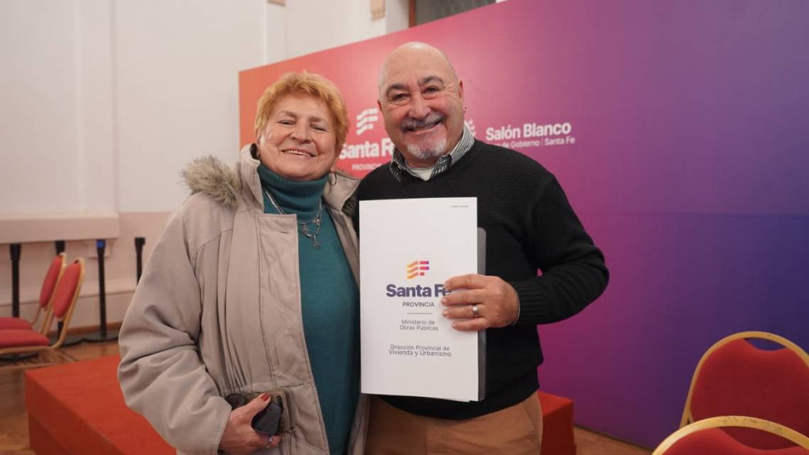 esenta familias accedieron al título de propiedad de sus viviendas. (Foto: GSF)