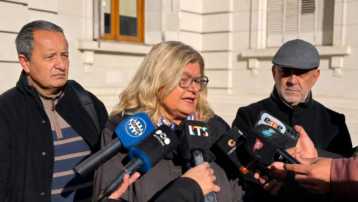 Del Frade, Balagué y Palo Oliver dieron a conocer los detalles del proyecto de Reforma Electoral del FAS.