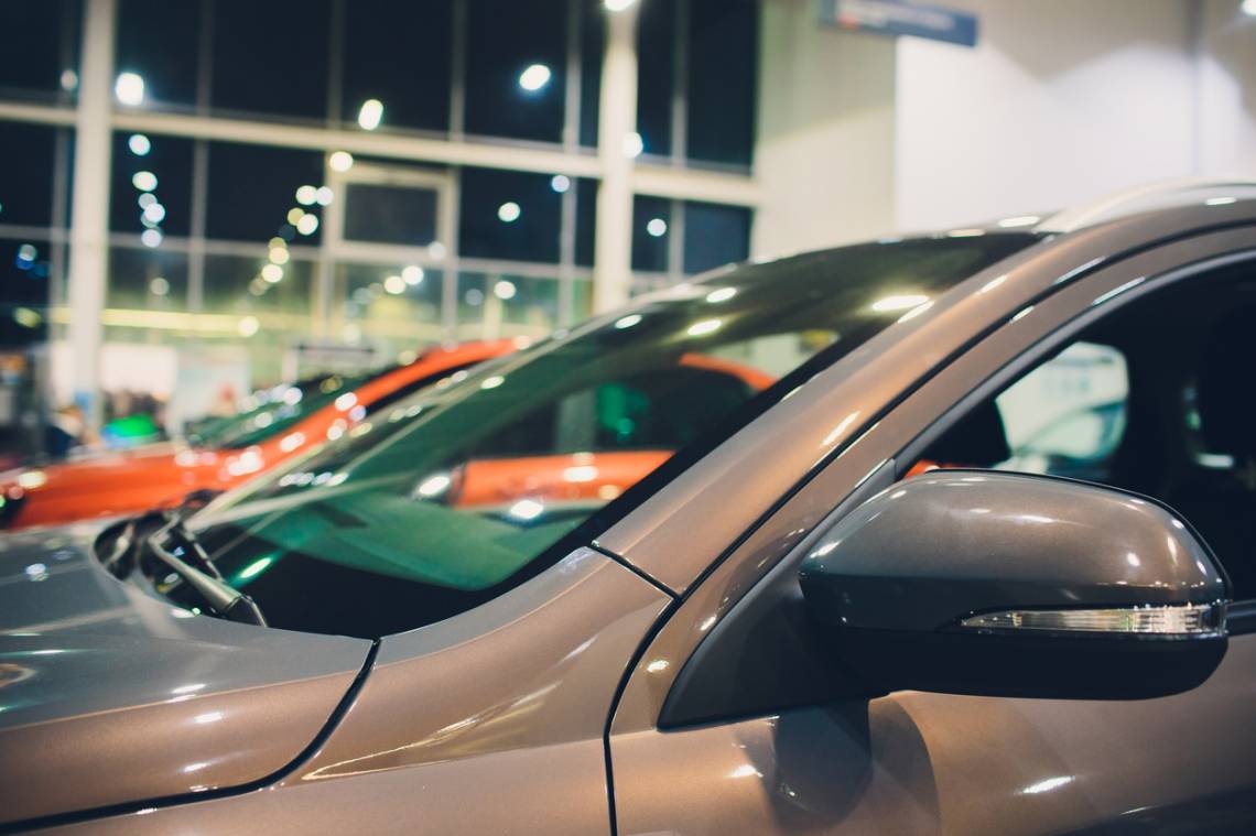 El mercado de autos usados mostró señales de recuperación en junio, pero aún no revierte la caída anual. (Crédito: Vershinin)