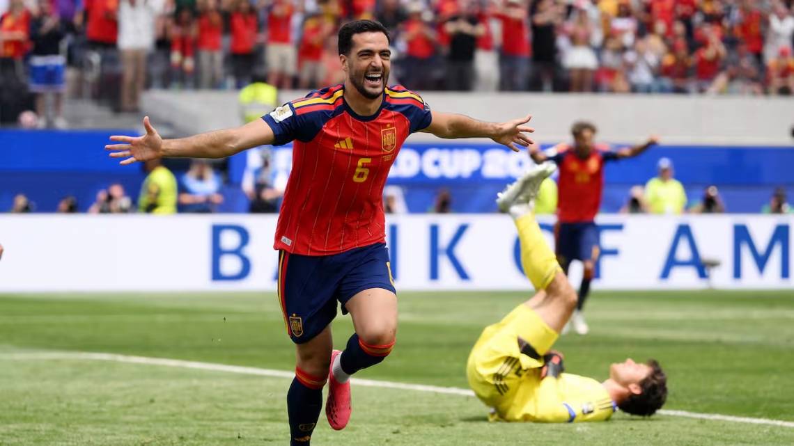 Merino celebra el gol que le dio a España el pase a la semifinal. (Crédito: DAVID RAMOS - GETTY IMAGES NORTH AMERICA)