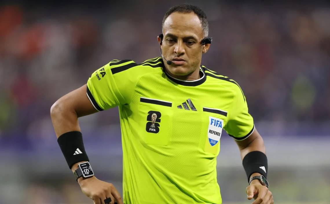 Ismail Elfath fue designado como árbitro para la semifinal entre Argentina e Inglaterra.