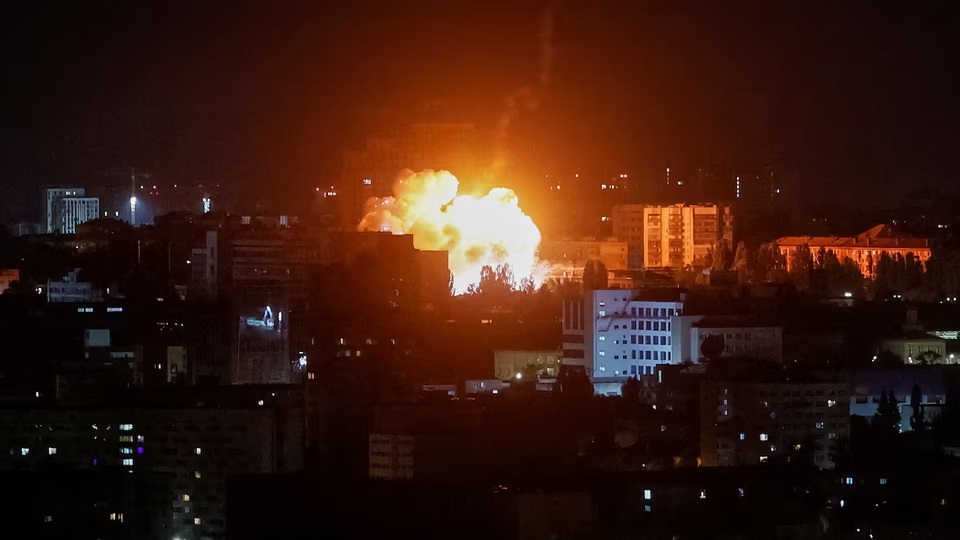 Rusia volvió a bombardear Kiev y dejó al menos nueve muertos.
