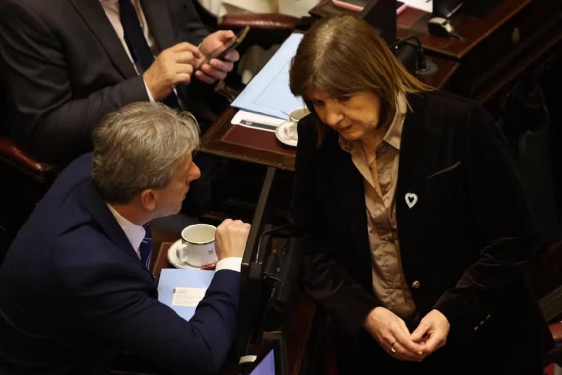 El panorama del oficialismo en el Senado es cada vez más complejo, de cara a la discusión por la extranjerización de tierras.