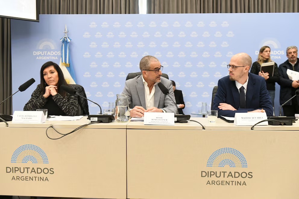 Tras un plenario de comisiones, diputados lograron un dictamen para tratar el proyecto de ampliación de inocencia fiscal.