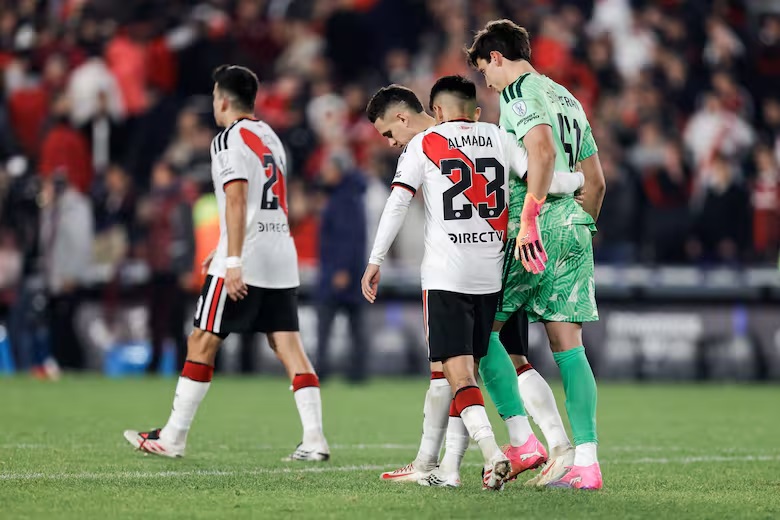 Beltrán, arquero de River, atajó tres penales en la serie pero su equipo no logró imponerse. (Crédito: Gonzalo Colini - La Nación)