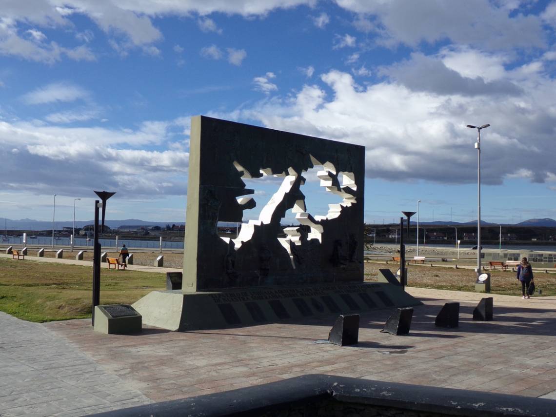 La Plaza Islas malvinas en Ushuaia.