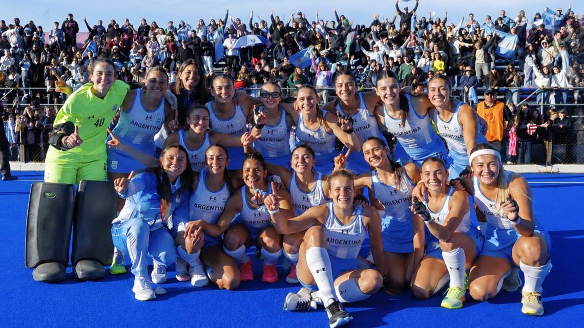 Las Leonas celebraron la medalla de oro en los Juegos Suramericanos Santa Fe 2026.