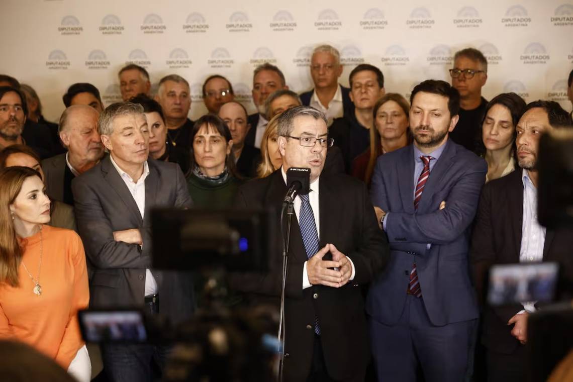Diputados opositores buscarán aunar posturas para buscar un dictamen propio sobre morosidad. 