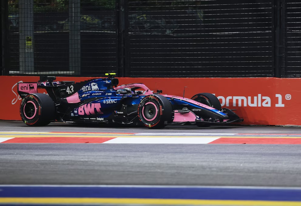 Colapinto no pudo completar la carrera en Singapur. (Crédito: EFE)