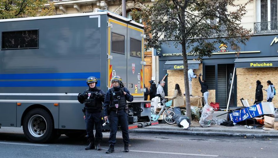 Francia endurece las medidas de seguridad y aplica toques de queda en distintas ciudades tras las violentas protestas con saqueos que se registraron durante el fin de semana. (Crédito: Xinhua)